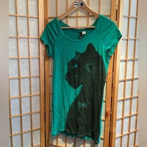 Divided By H&M T-Shirt with Panther Graphic Print Women's Size 6